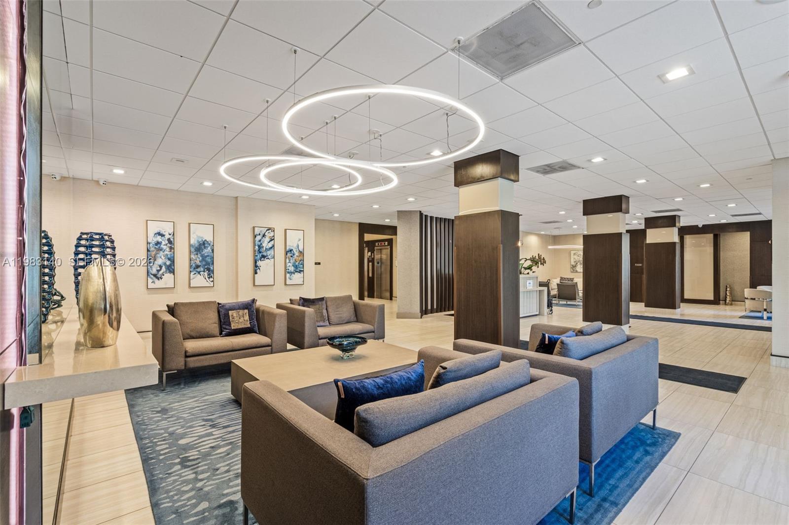 GABLES WATERWAY TOWERS CO - Residential Lease