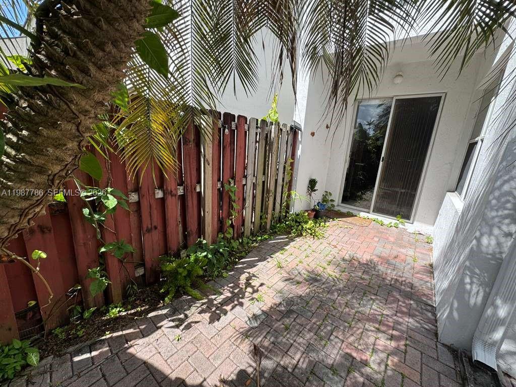 DORAL ISLES ST LUCIA - Residential Lease