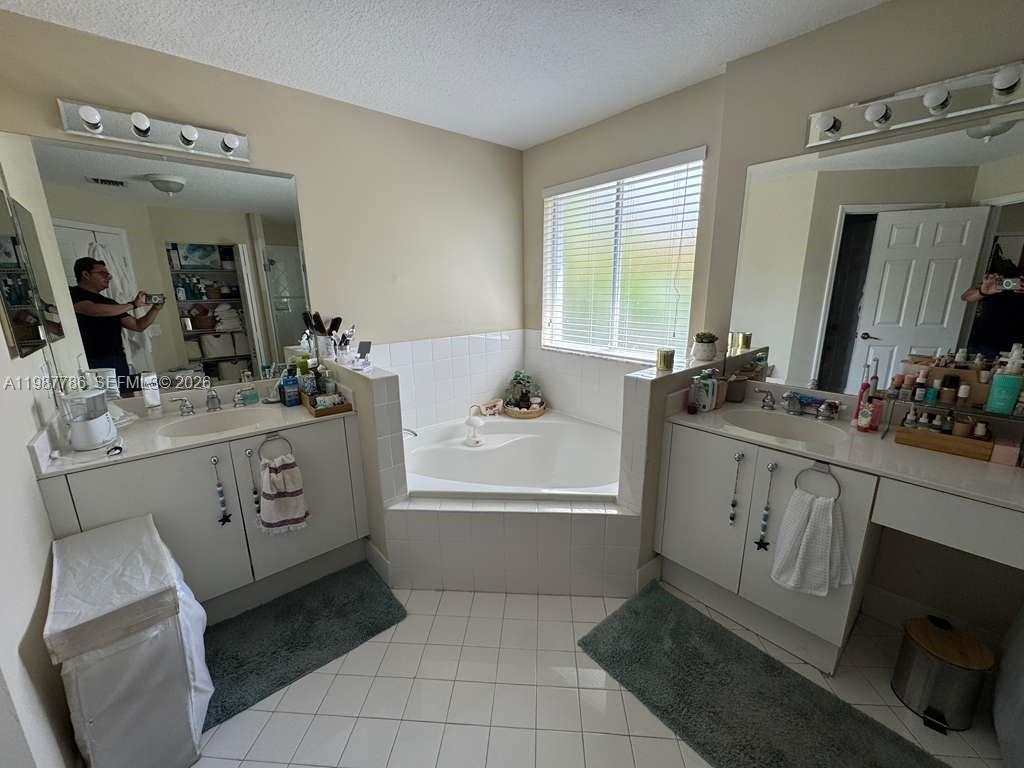 DORAL ISLES ST LUCIA - Residential Lease