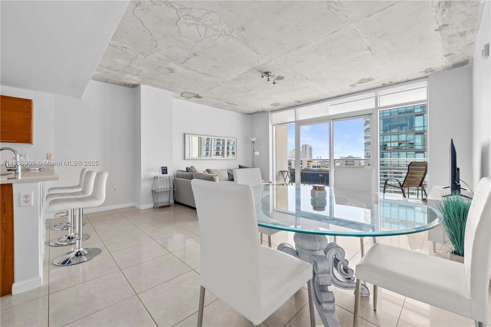 Amazing opportunity to rent this beautiful and spacious 2 bed/2 bath in the heart of Miami's booming Midtown neighborhood. This home features water views from the balcony, ample space & closet space, an equipped kitchen with stainless steel appliances, a washer & dryer, and 1 assigned parking space. Midblock is a pet-friendly building with amenities that include a pool, gym, BBQ area, and 24-hour concierge. Midtown's vibrant restaurant scene, shopping, boutique gyms, and Trader Joe's are at your doorstep. Perfectly located between Wynwood and the Design District. Schedule your showing today!
