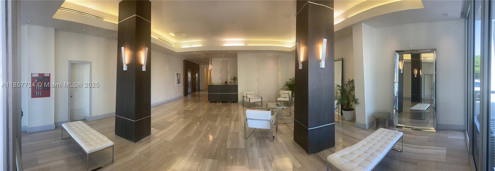 BAYVIEW TERR CONDO - Residential