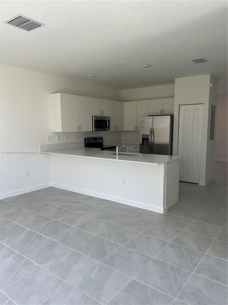1727 SE 26th Ter