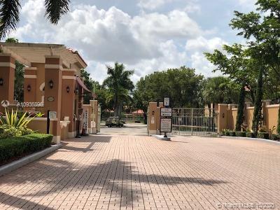 VILLA VIZCAYA CONDO - Residential