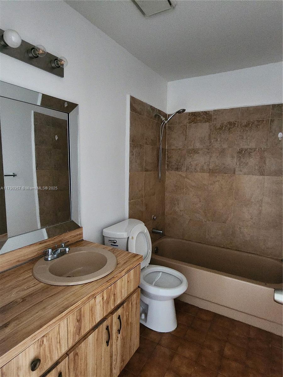 COUNTRYSIDE WEST - Residential