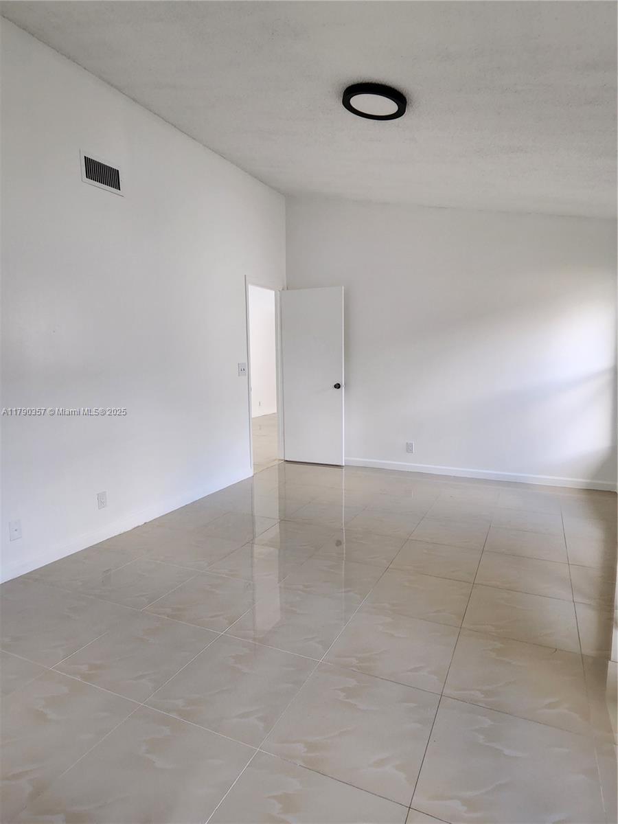 COUNTRYSIDE WEST - Residential