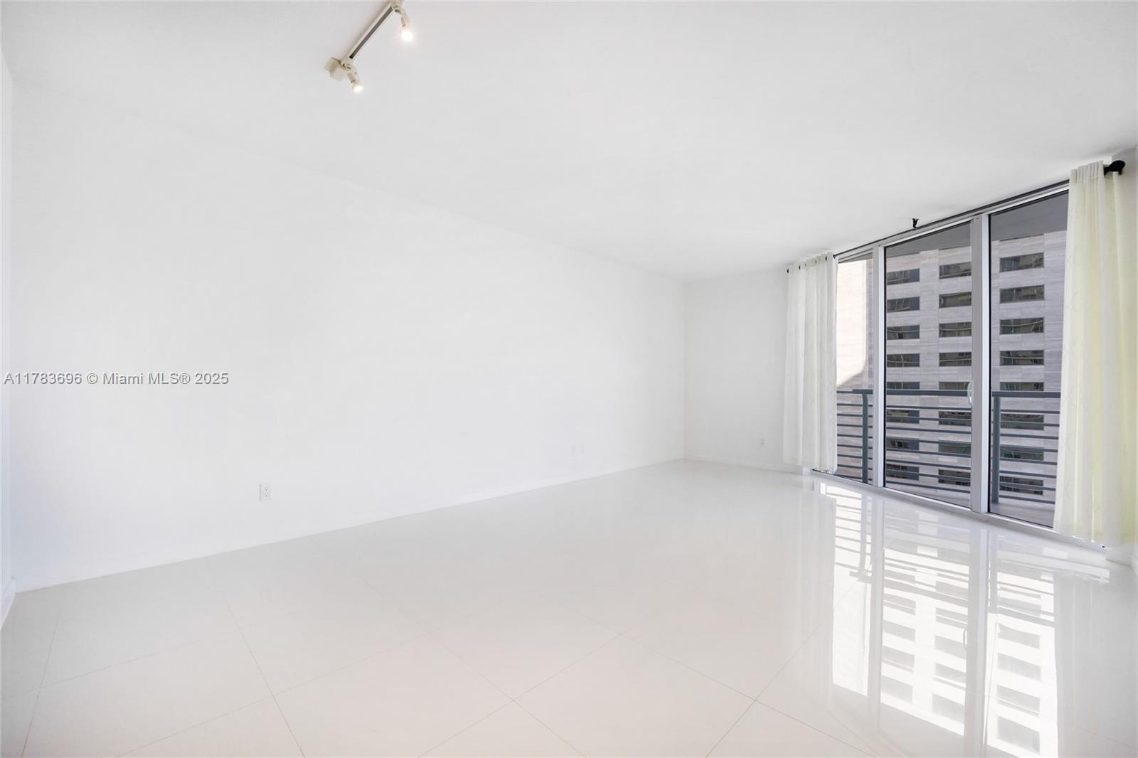 335 S Biscayne Blvd 2604
