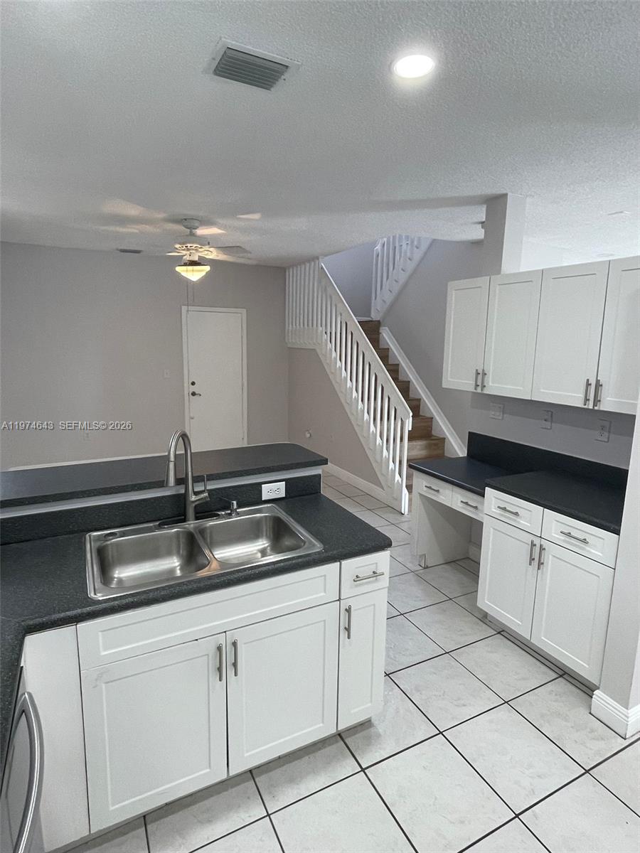 EMERALD POINTE - Residential Lease
