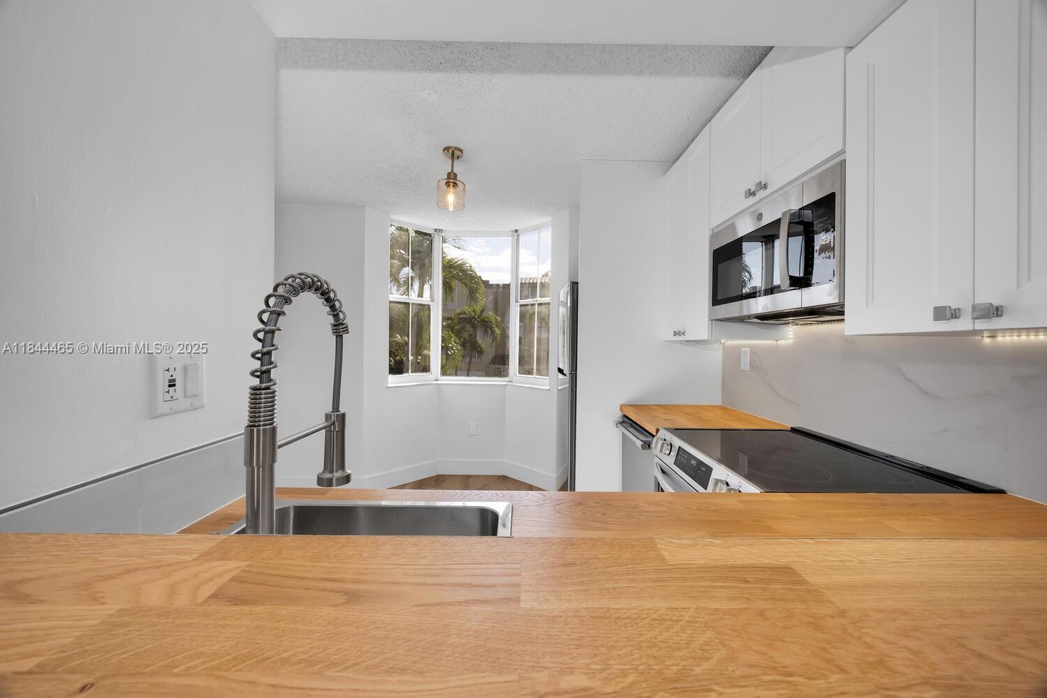 390 NW 86th Ct 803