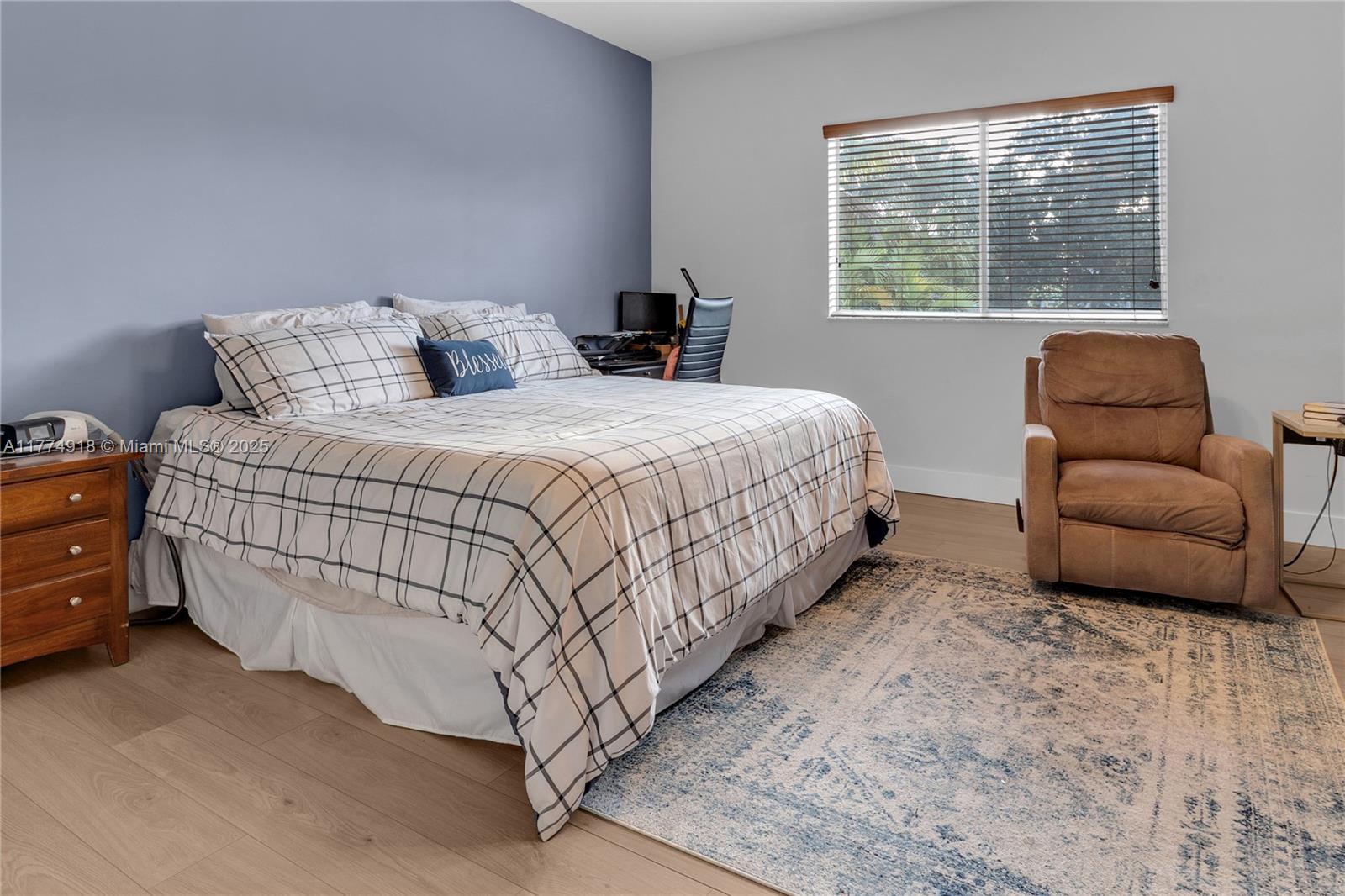HELENA HOMES - Residential