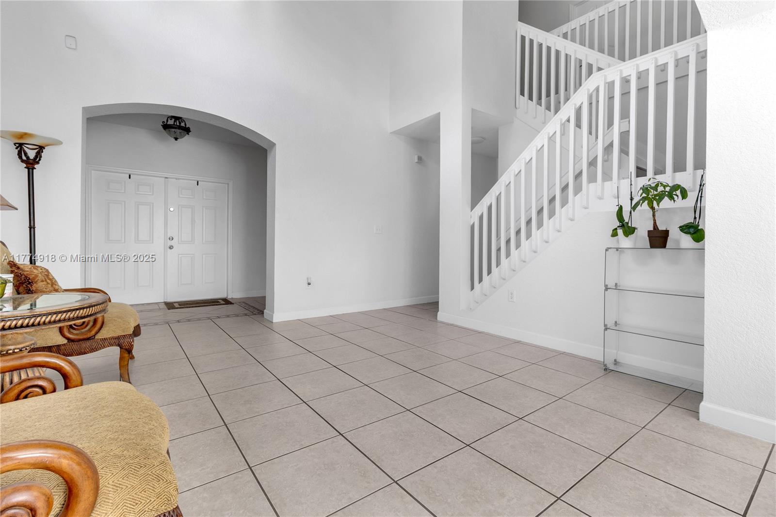HELENA HOMES - Residential