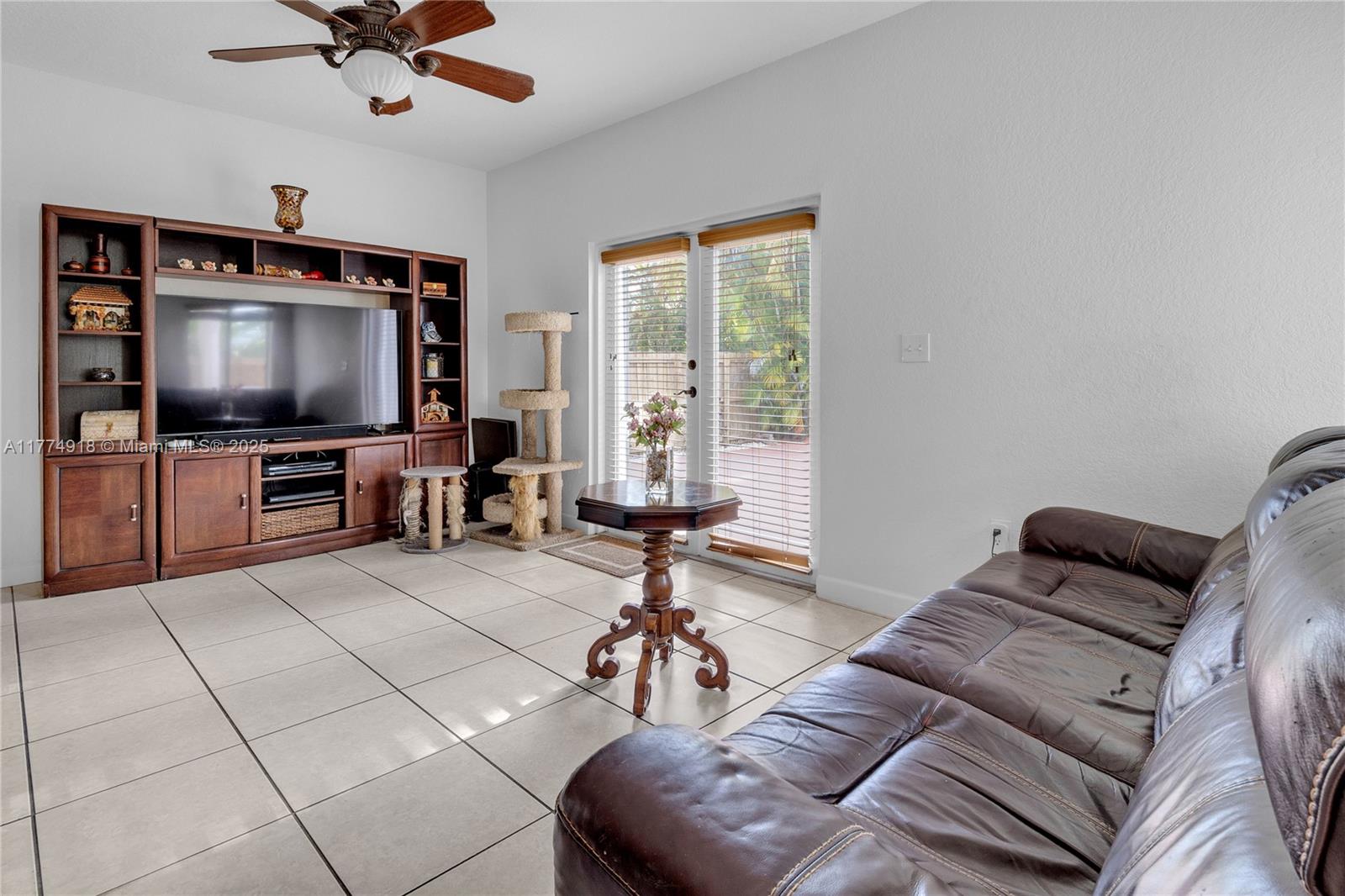 HELENA HOMES - Residential