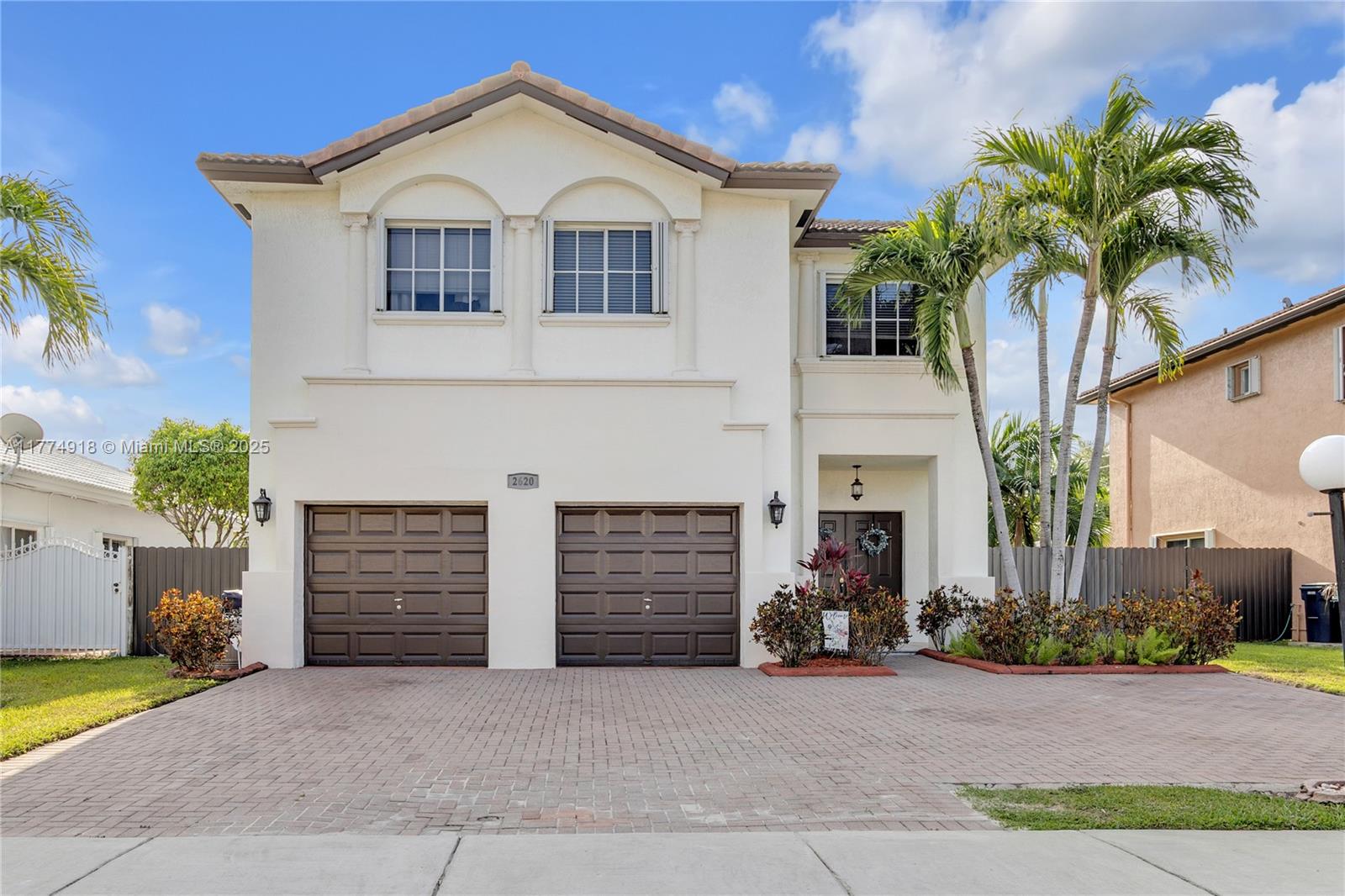 HELENA HOMES - Residential