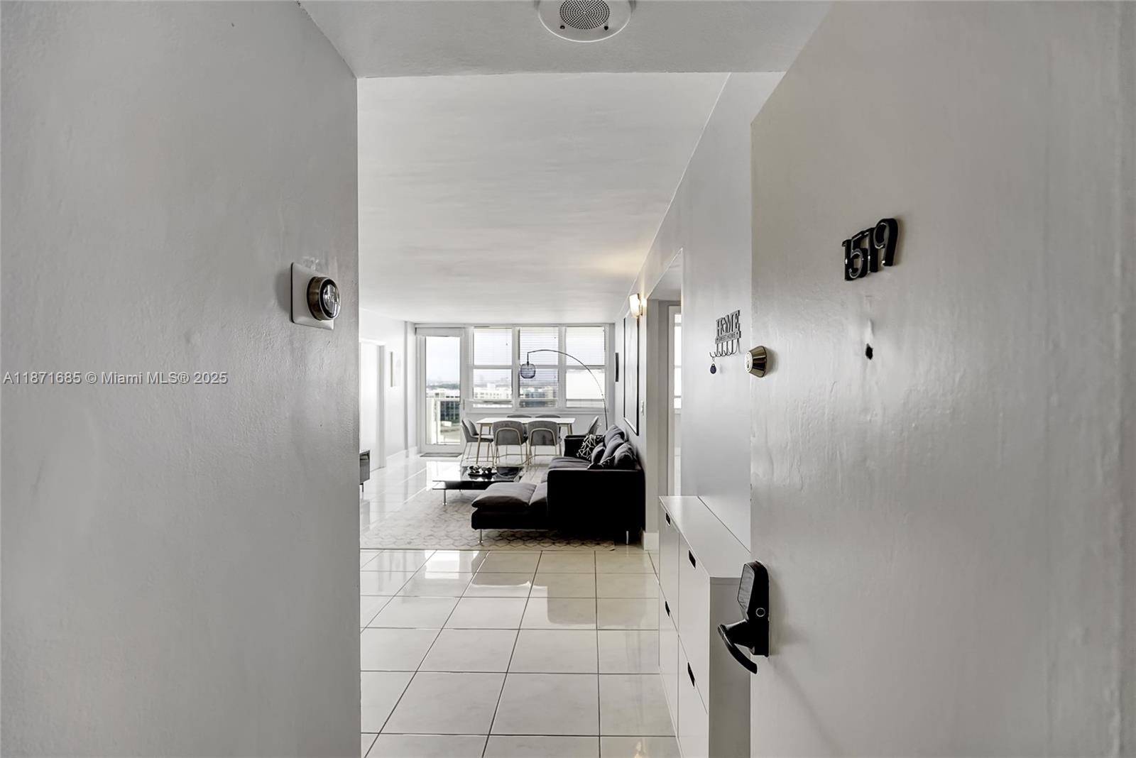 SEA AIR TOWERS CONDO - Residential Lease