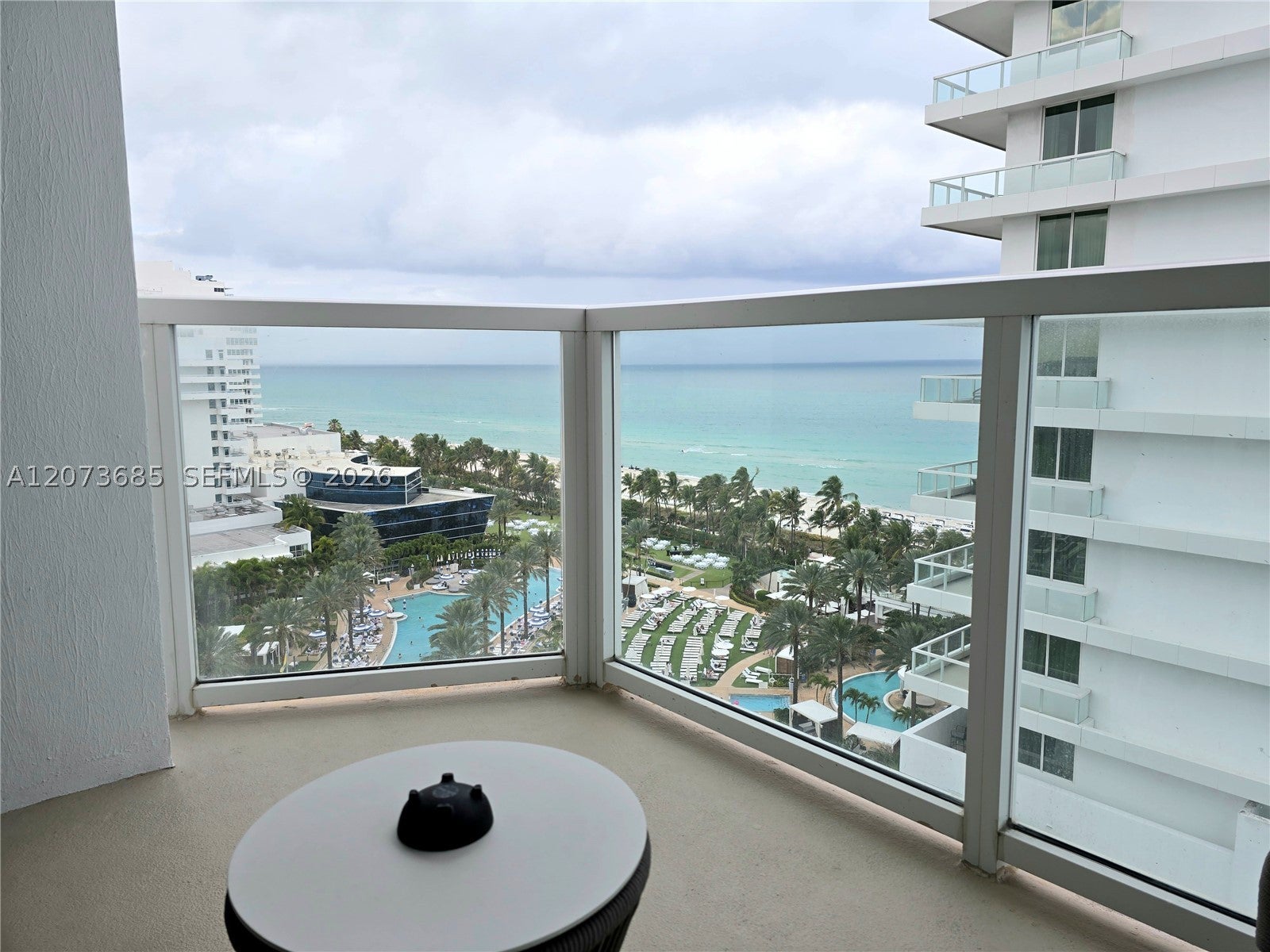 4401 Collins Ave 1401