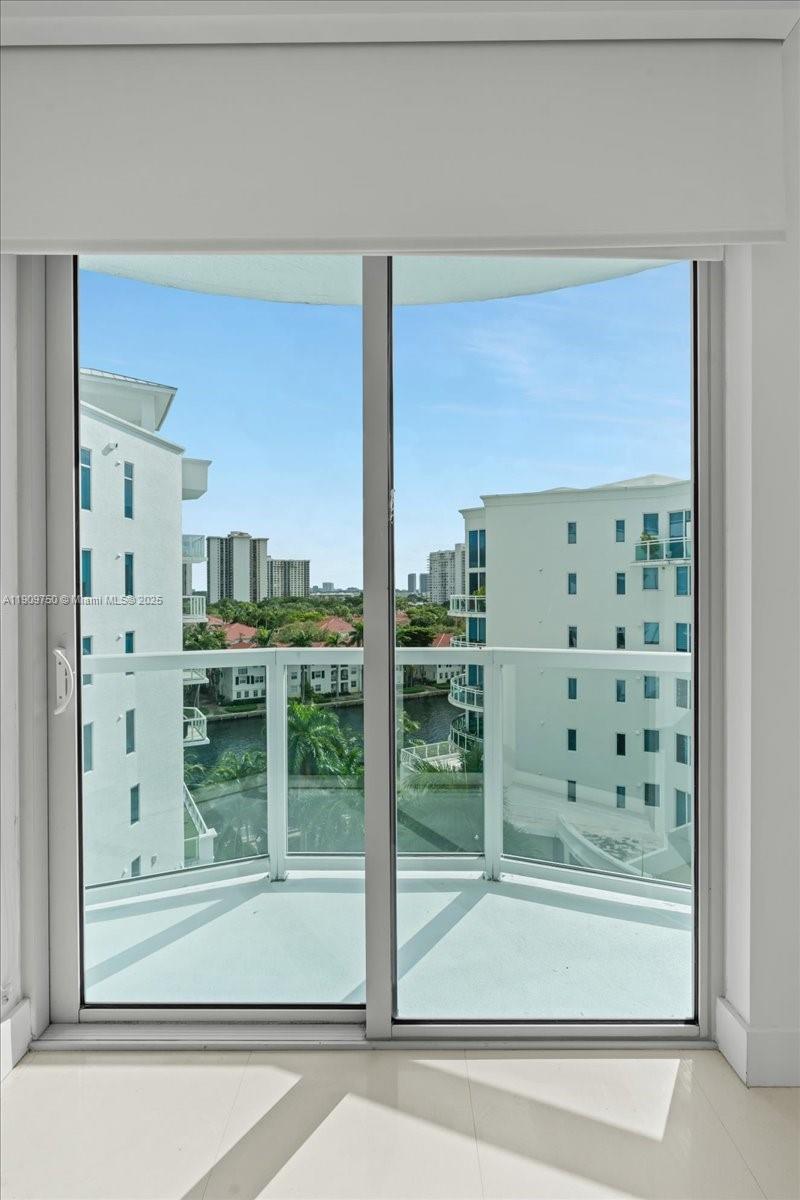 3030 Aventura - Residential