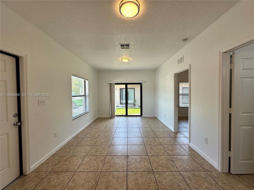 Photo of 1027 NE 10th Ave #3, Fort Lauderdale, FL 33304 (MLS # A11989948)