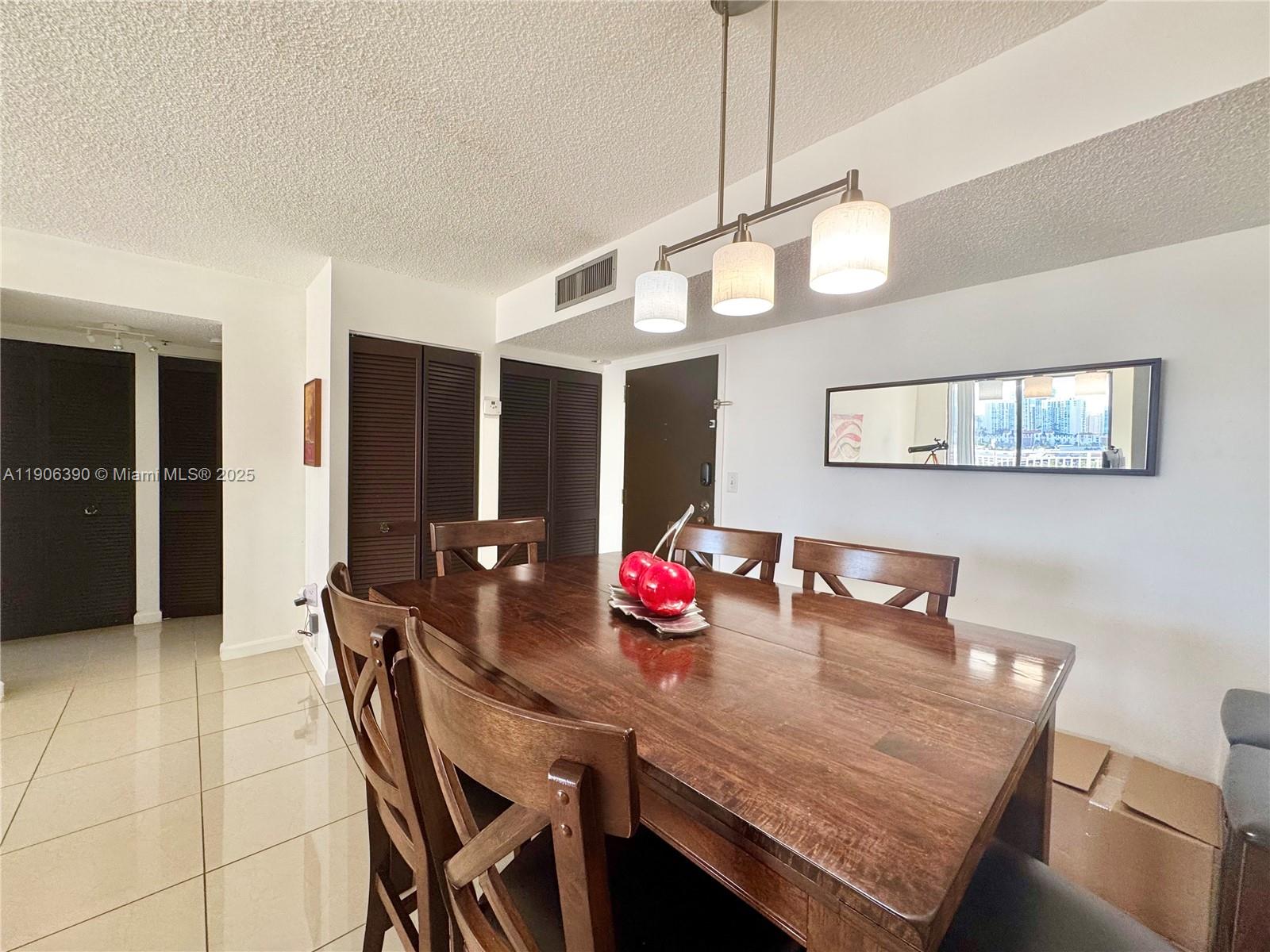 WINSTON TOWERS 600 CONDO - Residential