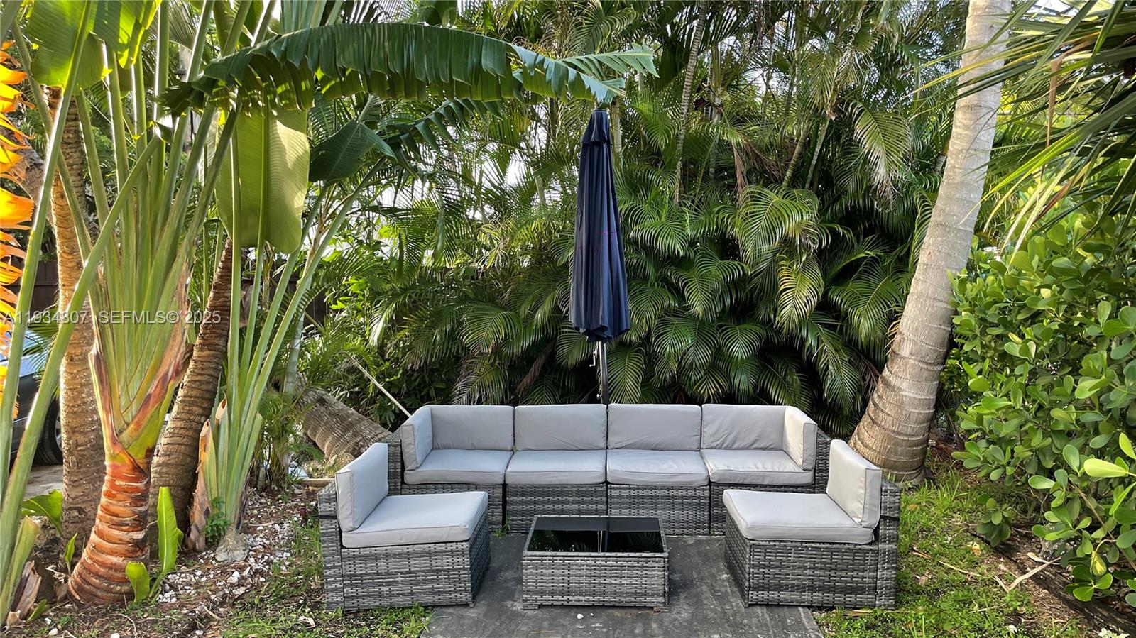 HOLLYWOOD - Residential