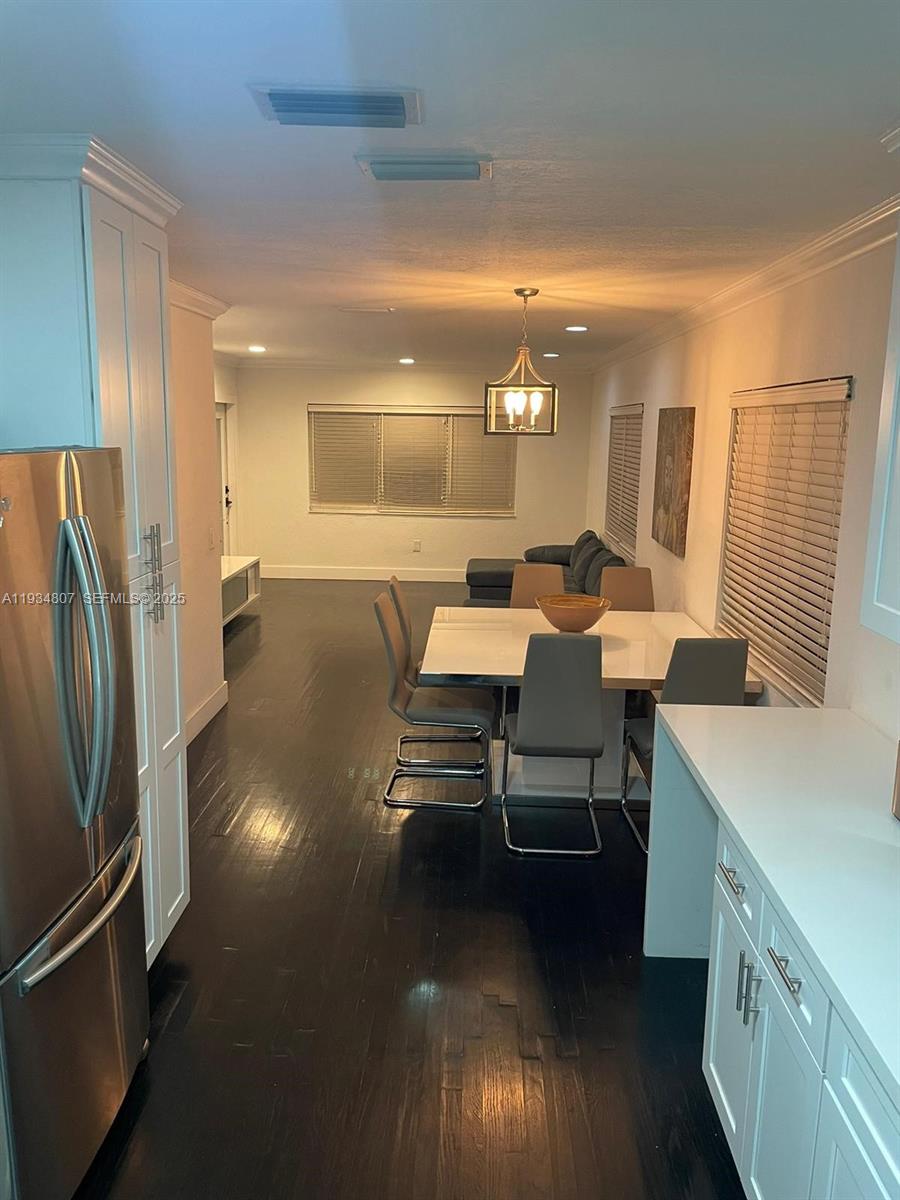 HOLLYWOOD - Residential