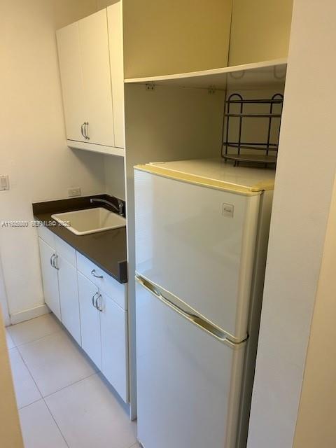 MIMO ON THE BEACH VIII CO - Residential Lease