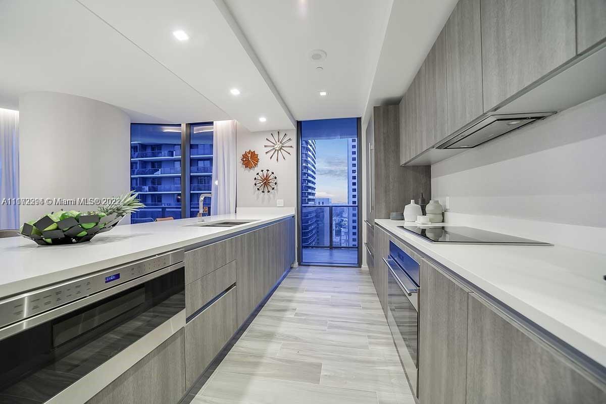 801 SMA RESIDENCES CONDO - Residential Lease