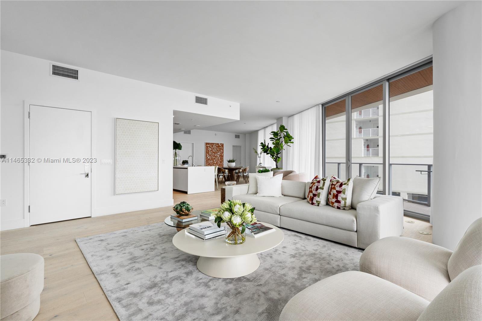 MONACO YACHT CLUB - Residential