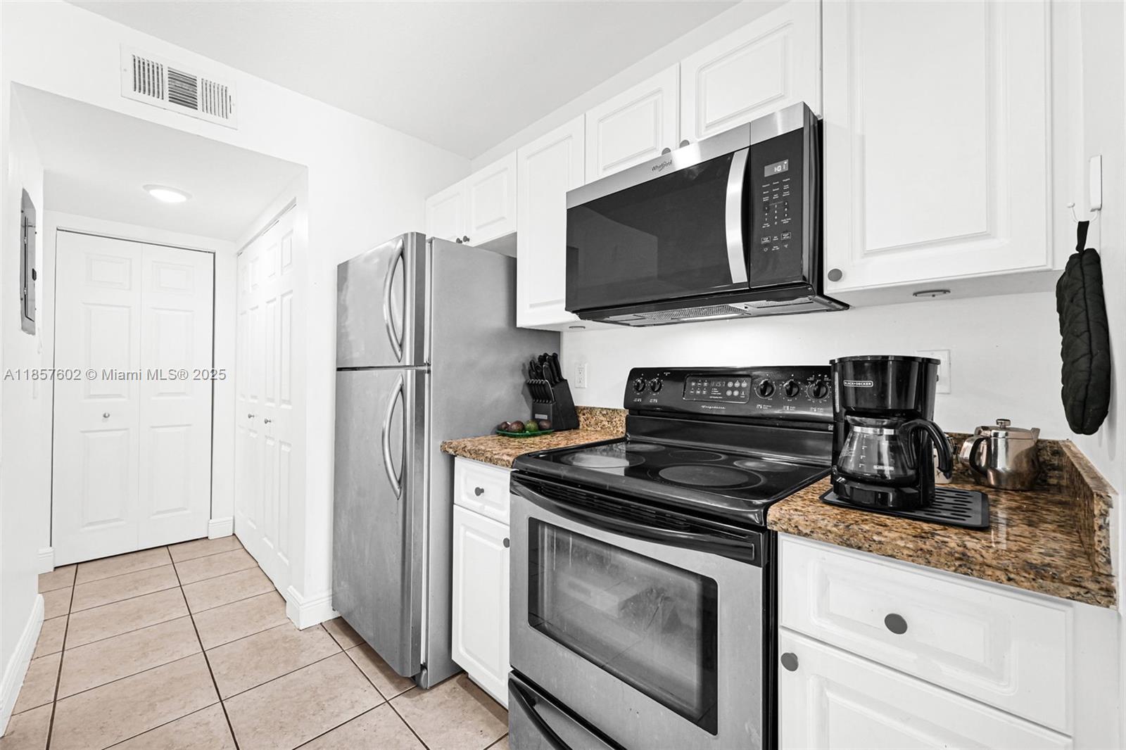 15770 SW 106th TER 102