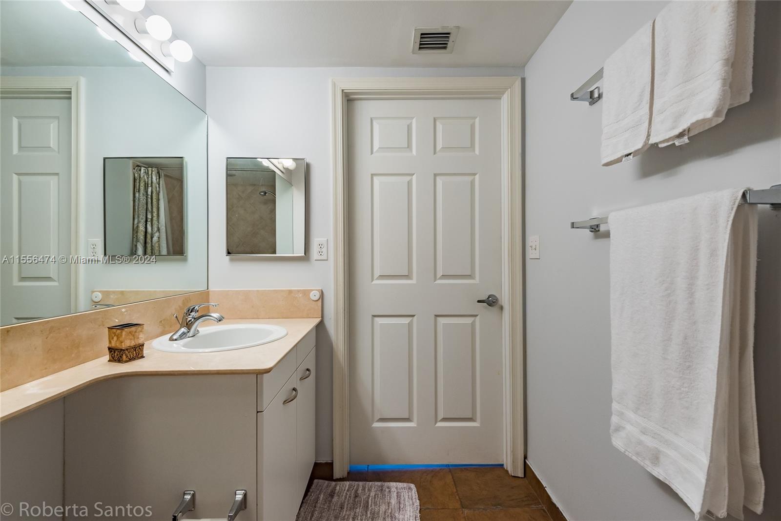 2080 OCEAN DRIVE CONDO - Residential Lease