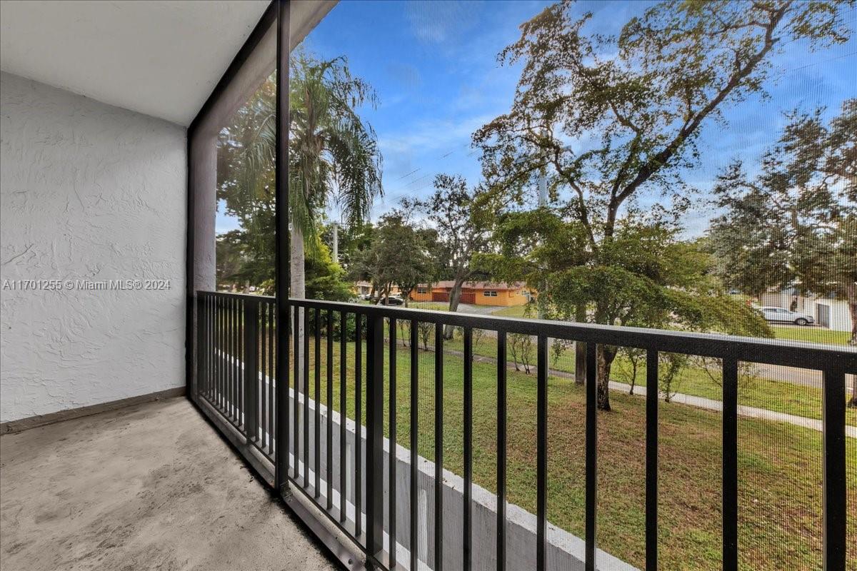 VILLAGE SQUARE CONDO - Residential