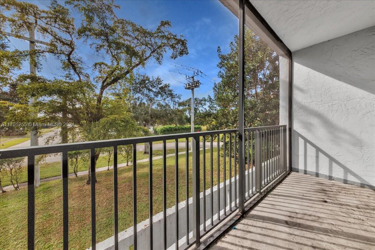 VILLAGE SQUARE CONDO - Residential