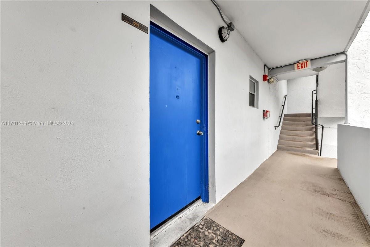 VILLAGE SQUARE CONDO - Residential