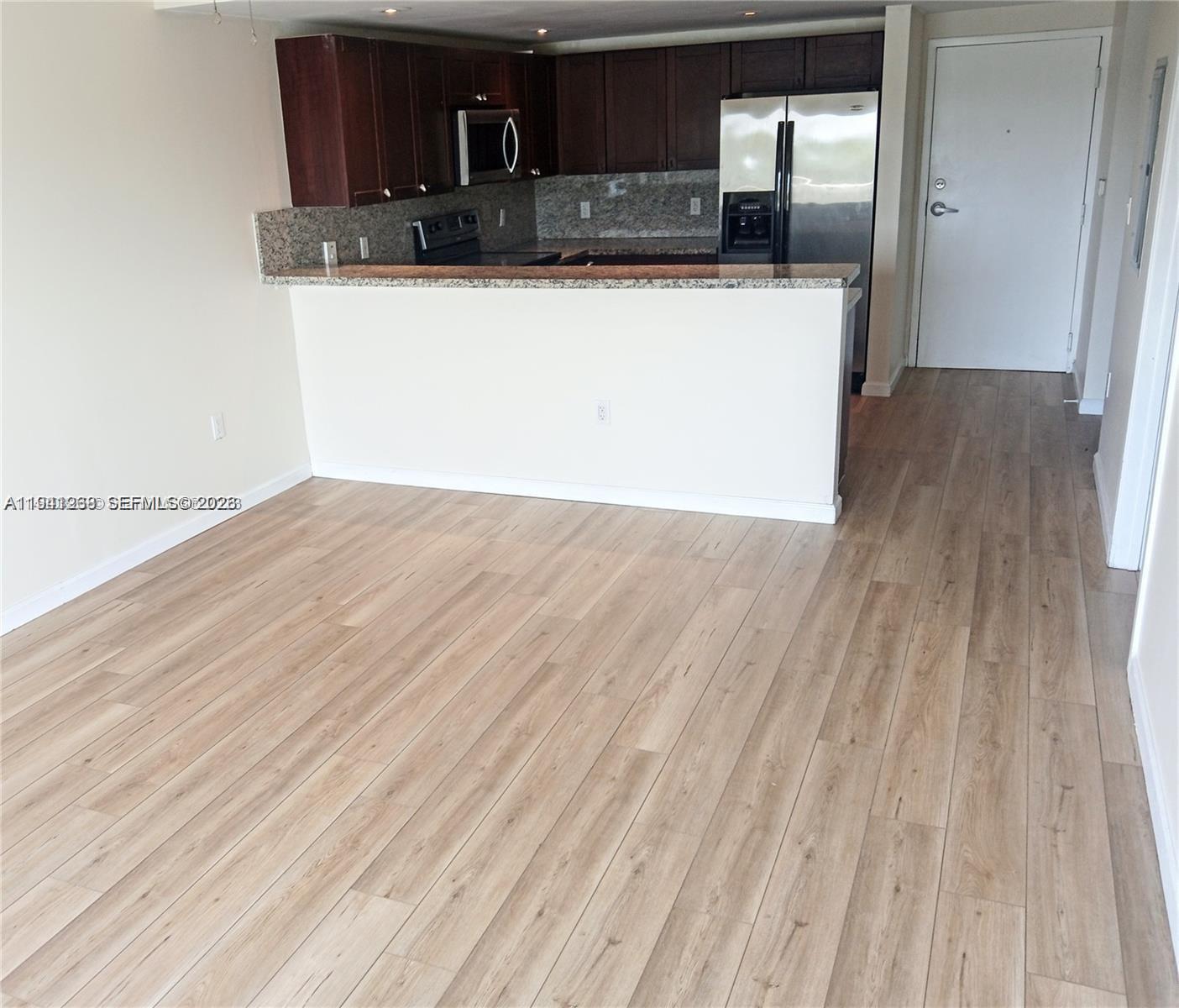 2740 SW 28th Ter 507