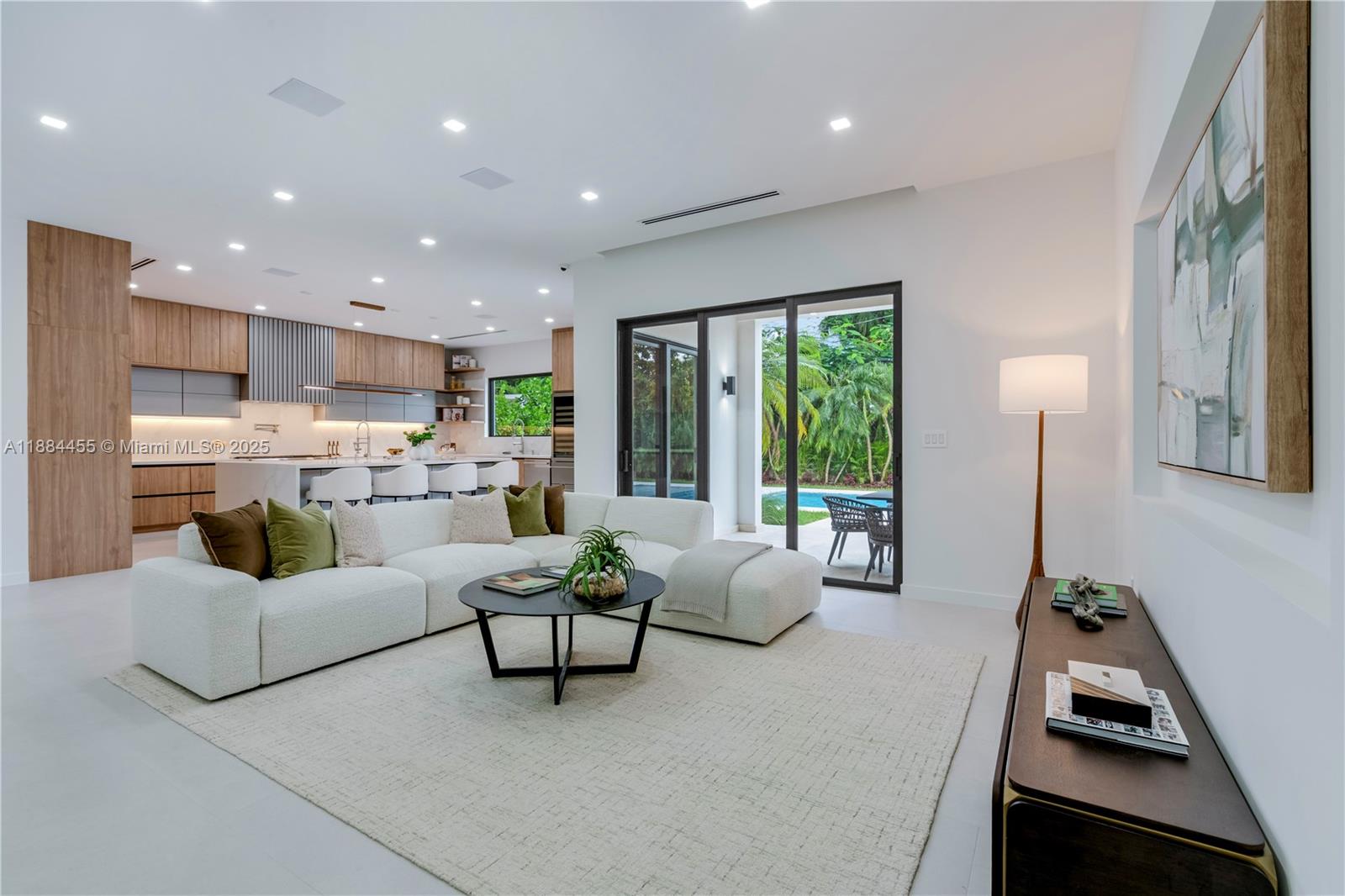 GROVES EXTENSION - Residential