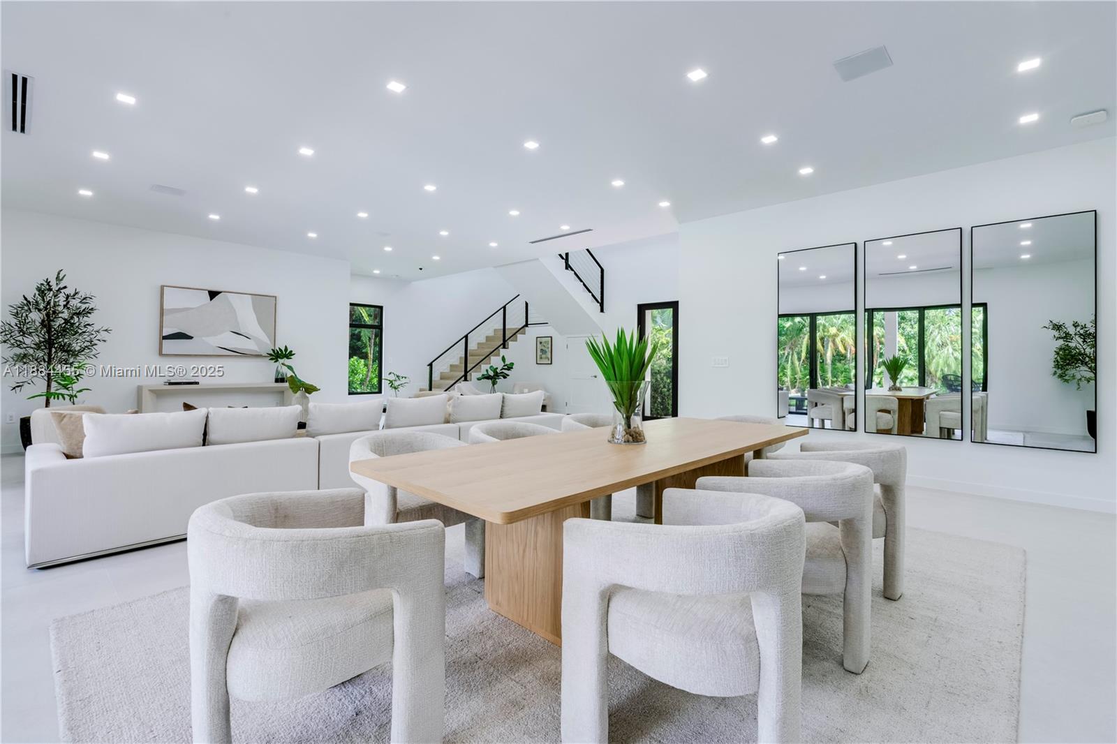 GROVES EXTENSION - Residential
