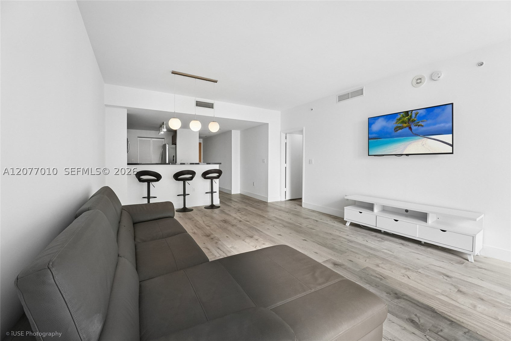 253 NE 2nd St 2104