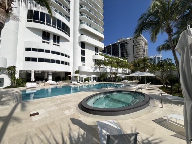 AKOYA CONDO - Residential
