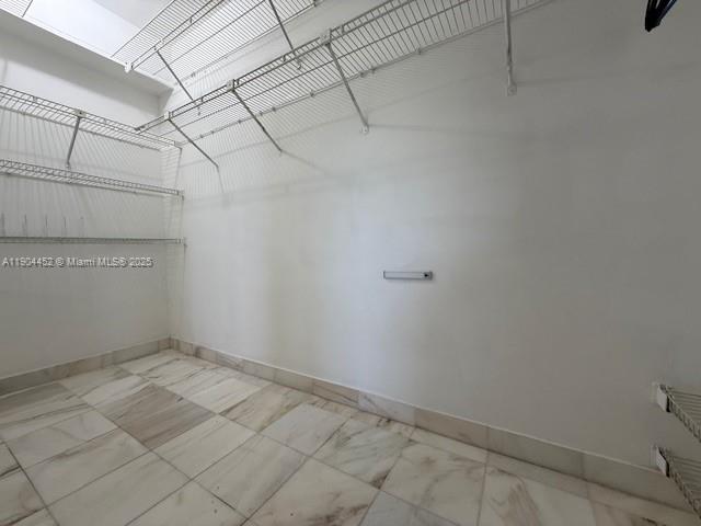 INDIAN SUMMER VILLAGE II - Residential Lease