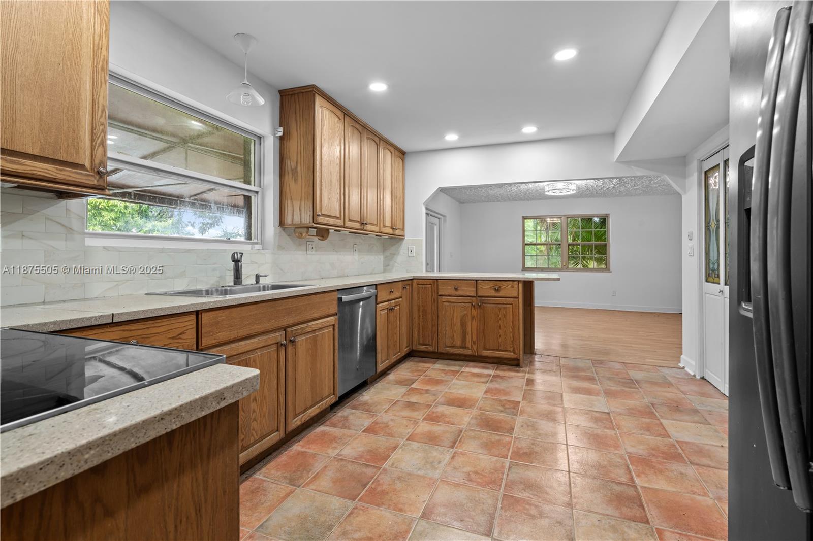 KROME TERRACE ESTATES - Residential