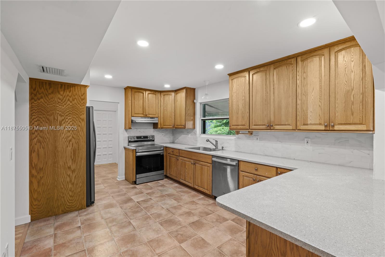 KROME TERRACE ESTATES - Residential
