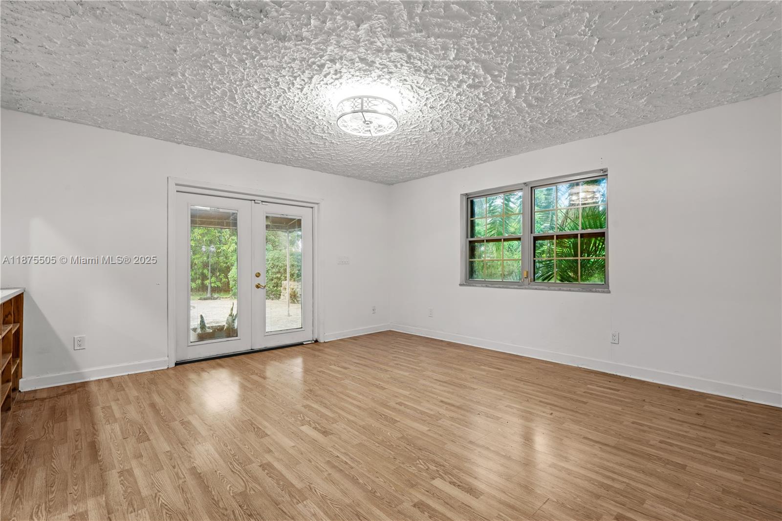 KROME TERRACE ESTATES - Residential