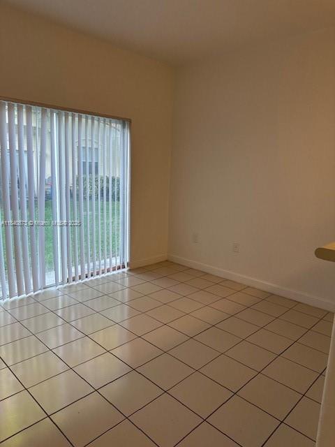 1535 SE 26th St 102