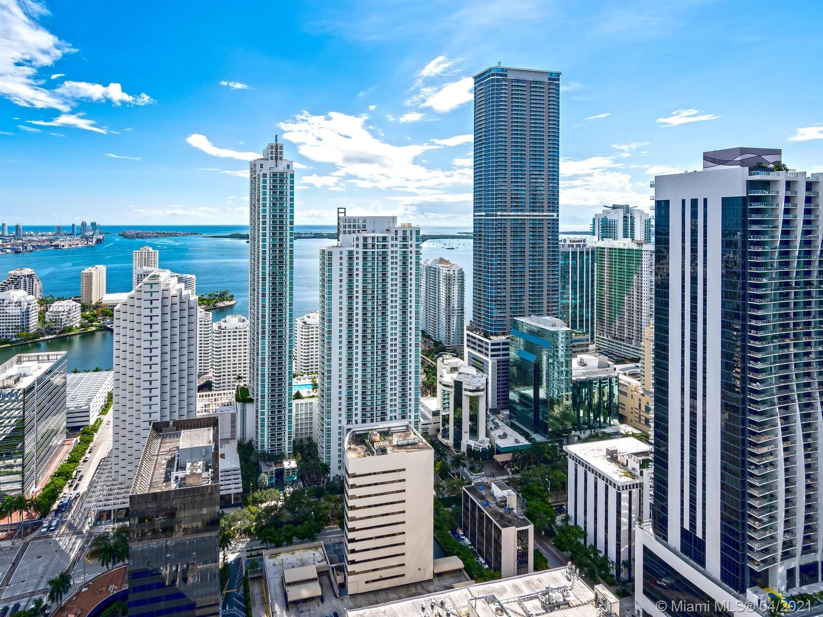 SLS LUX CONDO - Residential