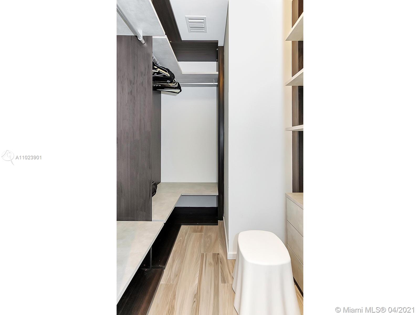 SLS LUX CONDO - Residential