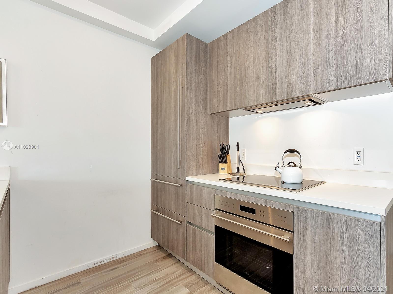 SLS LUX CONDO - Residential