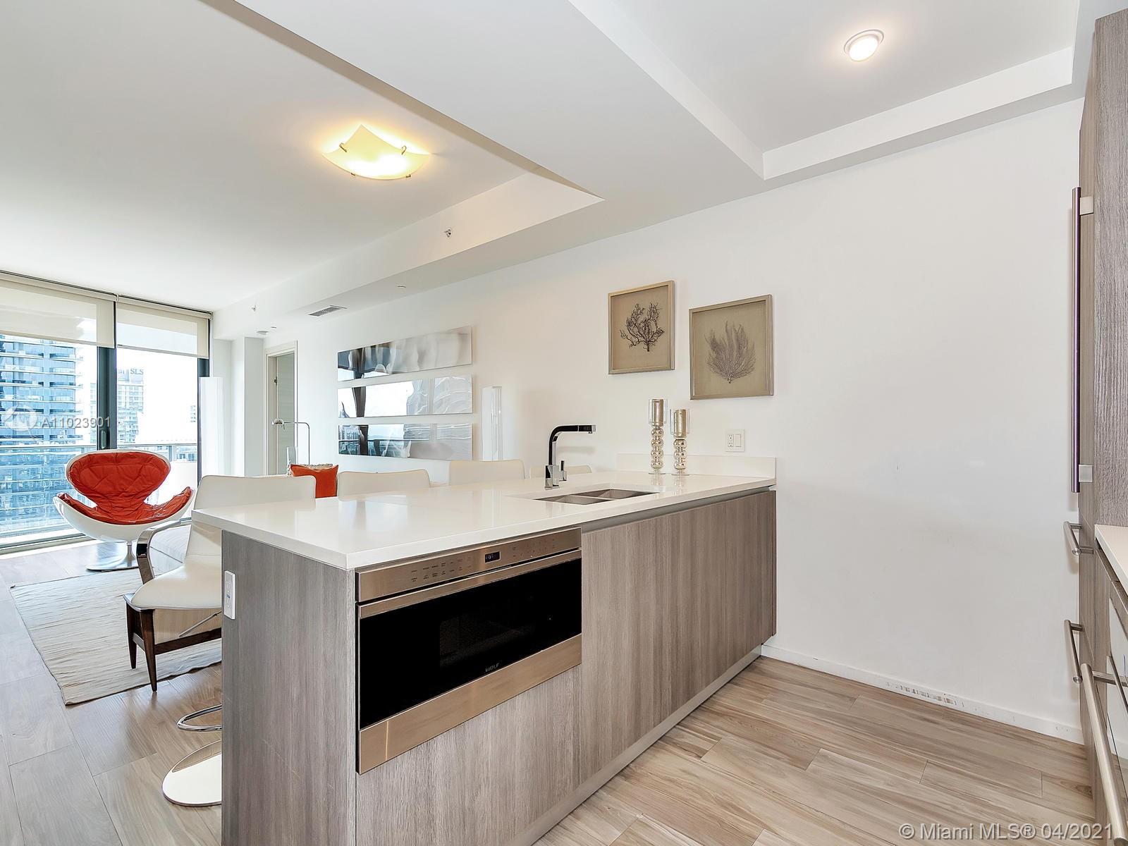 SLS LUX CONDO - Residential