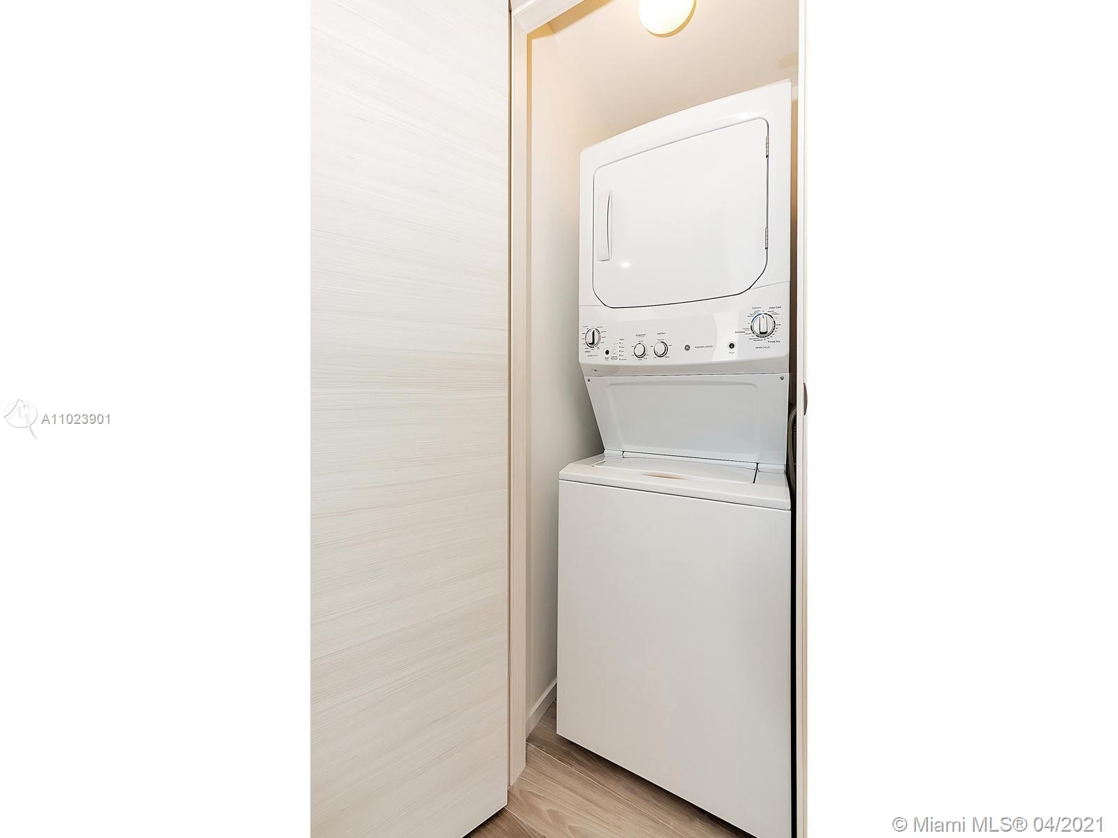 SLS LUX CONDO - Residential