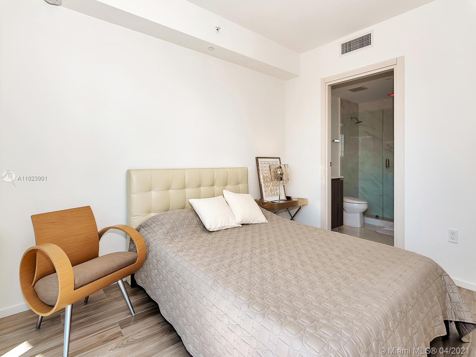 SLS LUX CONDO - Residential