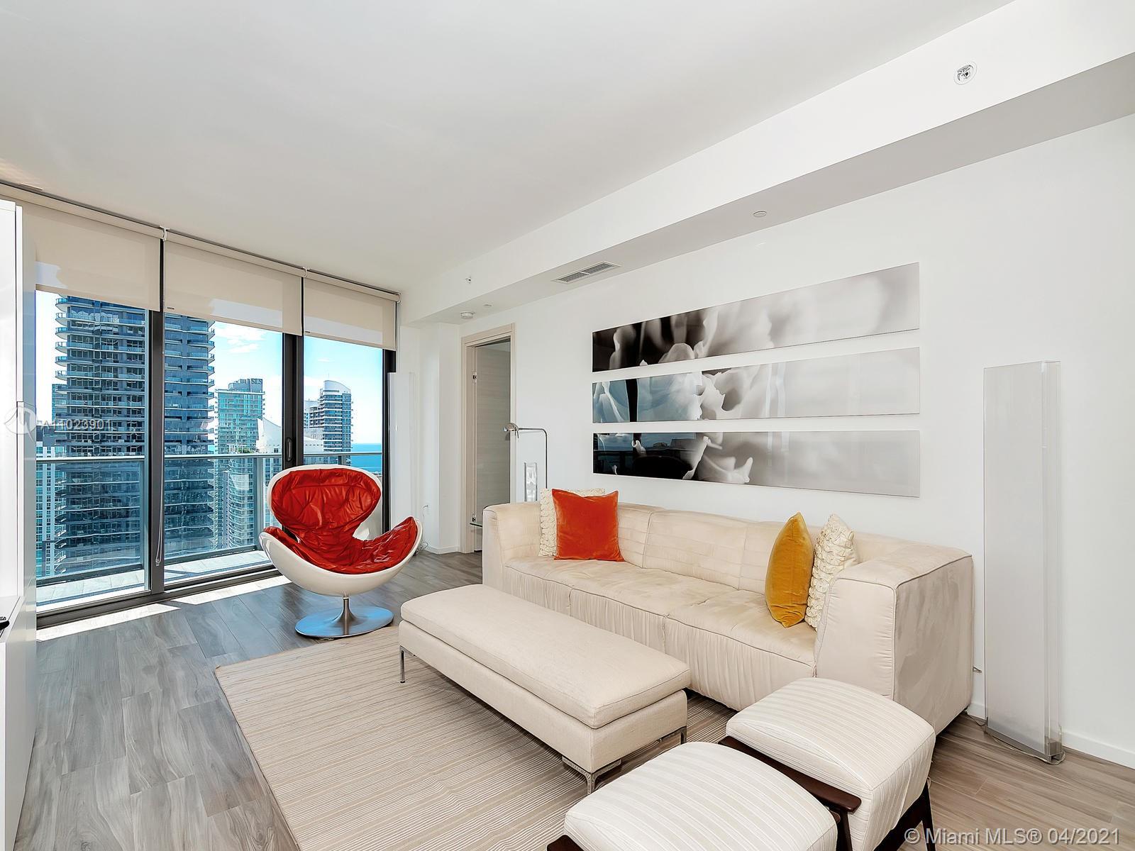 SLS LUX CONDO - Residential