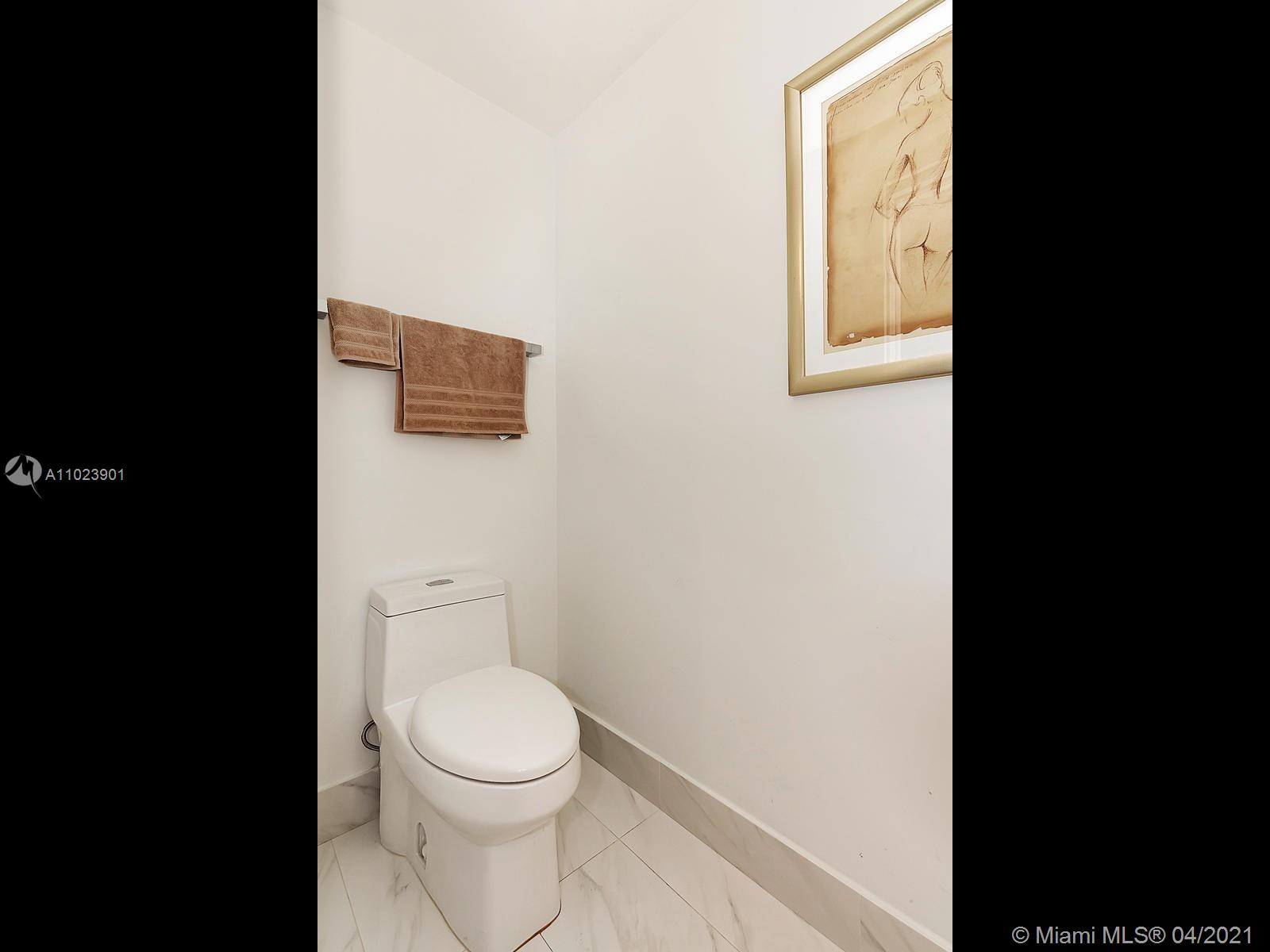 SLS LUX CONDO - Residential