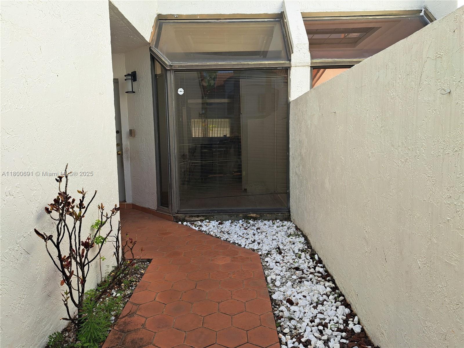 3535 Magellan Cir 525